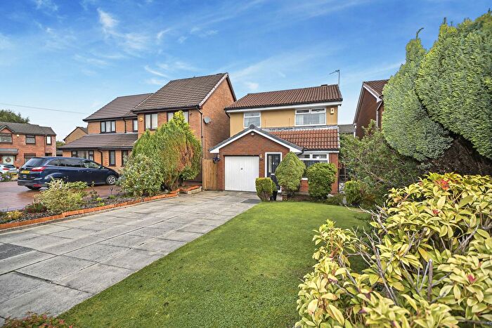 3 Bedroom Detached House For Sale In Brook Meadow, Westhoughton, BL5