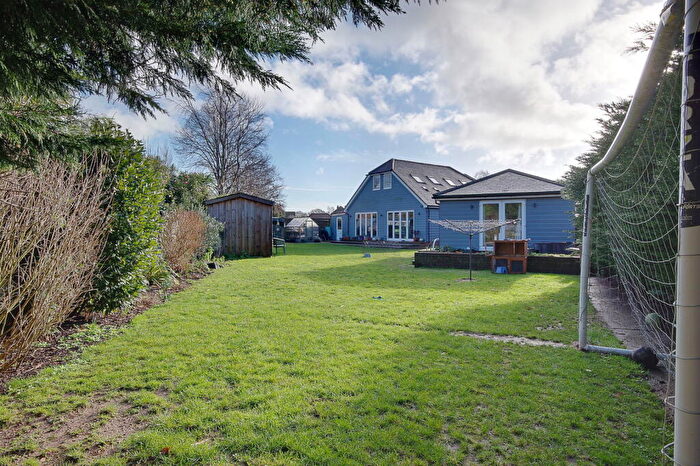 4 Bedroom Detached House For Sale In Hurstdene Road, Bournemouth, BH8