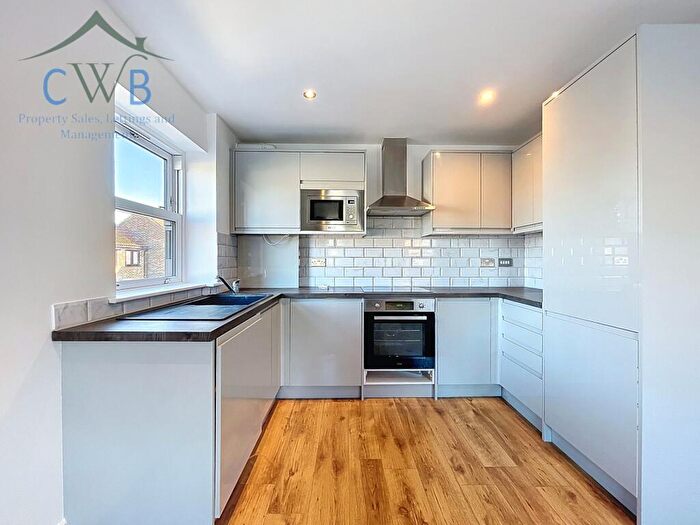 1 Bedroom Flat To Rent In Holborough Road, Snodland, ME6