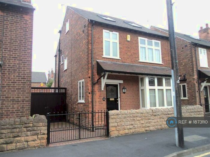 6 Bedroom Detached House To Rent In Ednaston Road Dunkirk, Nottingham, NG7