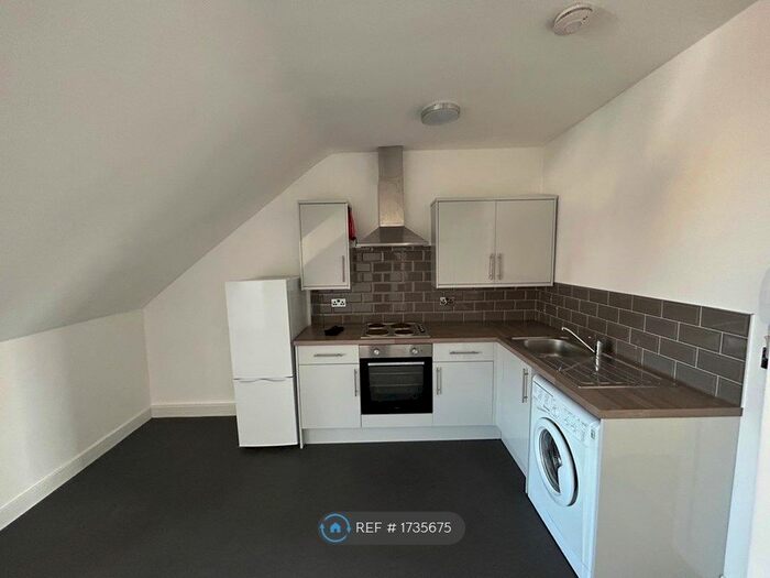 1 Bedroom Flat To Rent In London Road, Portsmouth, PO2