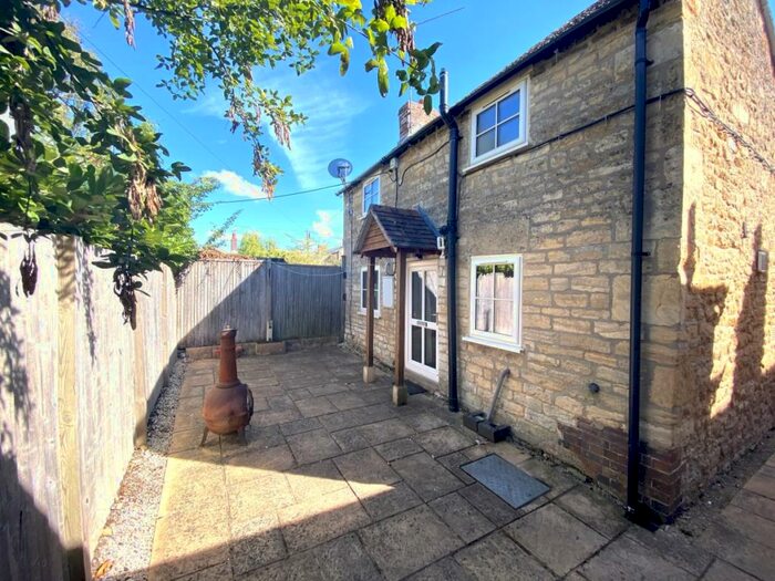 1 Bedroom Semi-Detached House To Rent In Job's Lane, Tewkesbury, GL20