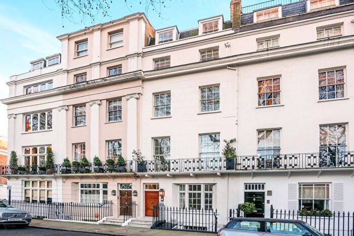4 Bedroom Terraced House To Rent In Montpelier Square, Knightsbridge, SW7