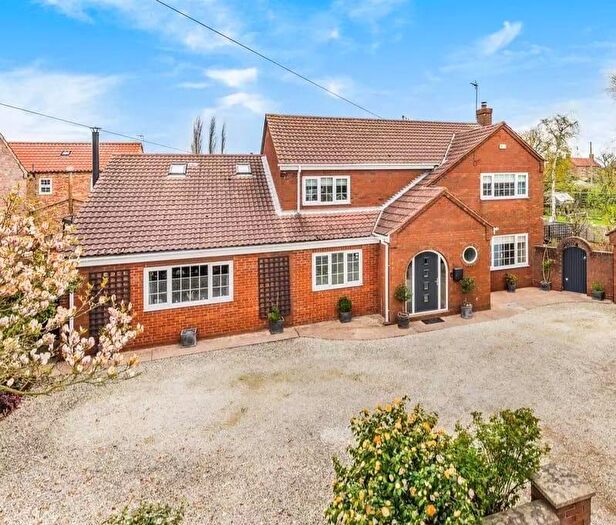 4 Bedroom Detached House For Sale In High Street, Barmby On The Marsh, Goole, DN14