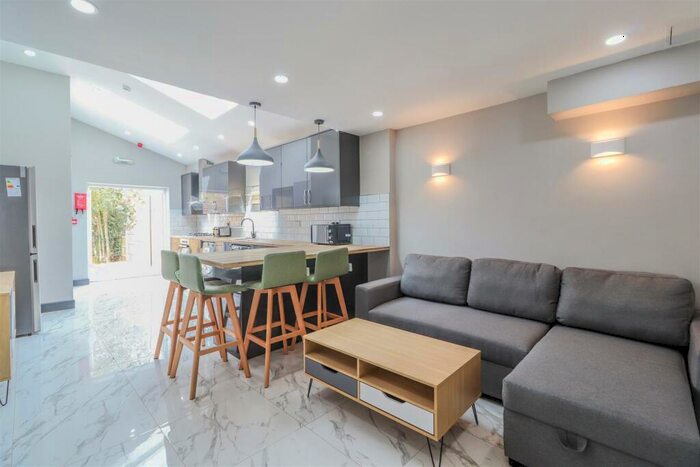 5 Bedroom Terraced House To Rent In Carmelite Road, Stoke, Coventry, CV1