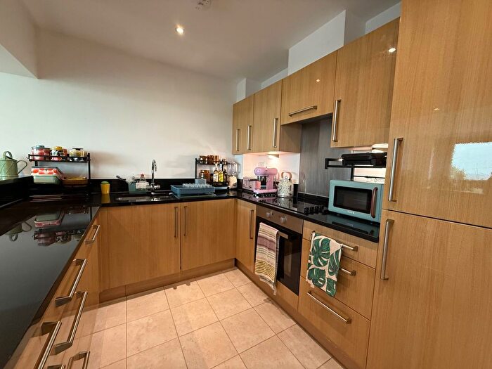 2 Bedroom Property To Rent In Waterside Way, Nottingham, NG2