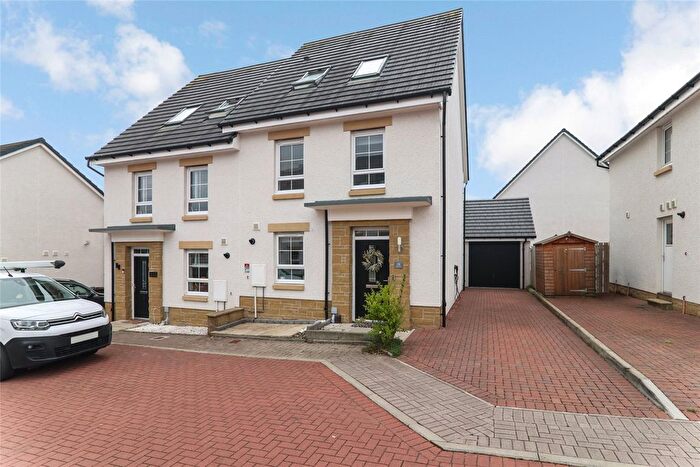 4 Bedroom Semi-Detached House For Sale In Gowanlea Place, Brookfield, PA5