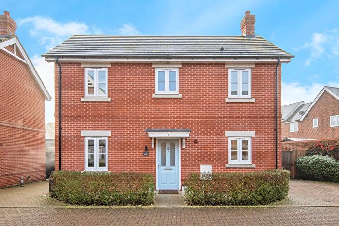 2 Bedroom Detached House For Sale In Batterham Close, Stanway, Colchester, CO3