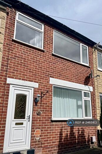 3 Bedroom Terraced House To Rent In Barleyhill Road, Garforth, Leeds, LS25