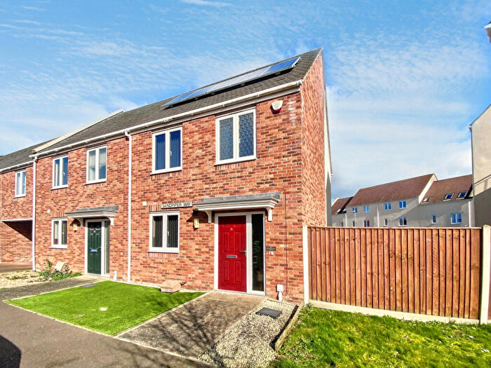 2 Bedroom Semi-Detached House For Sale In Sandpiper Way, King's Lynn, Norfolk, PE30