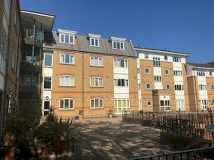 1 Bedroom Flat To Rent In Homesdale Road, Bromley, BR2