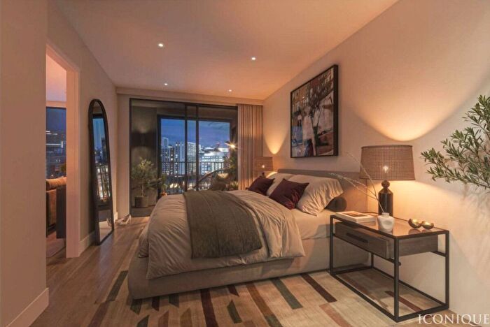 2 Bedroom Flat For Sale In Trinity Way, Manchester, M3