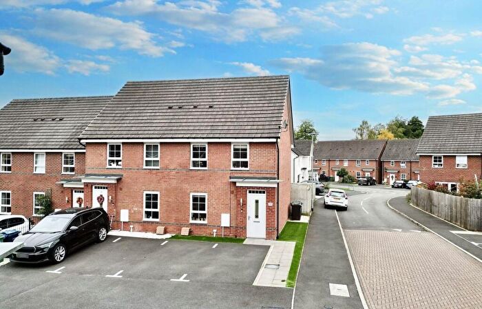 3 Bedroom Semi-Detached House For Sale In Caversham Way, Yarnfield, ST15