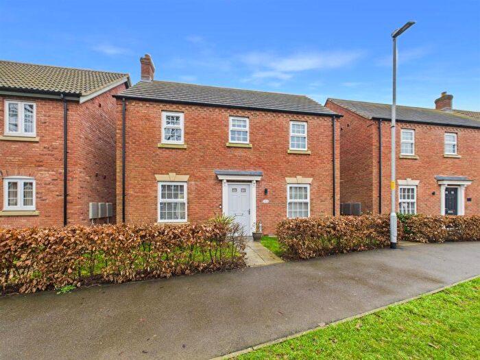 3 Bedroom Detached House For Sale In Bridgeways, Alford, LN13
