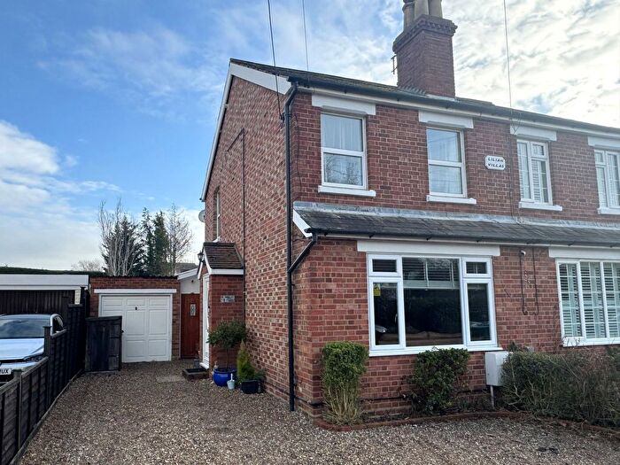 2 Bedroom Semi Detached House For Sale In Marden, Kent, TN12
