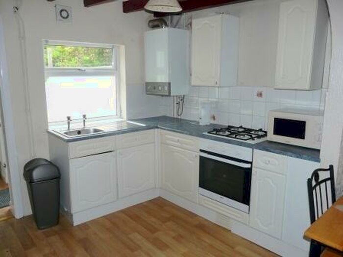 2 Bedroom Terraced House To Rent In Carholme Road | Student House | /, LN1