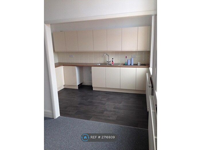 2 Bedroom Flat To Rent In Candlish Street, South Shields, NE33