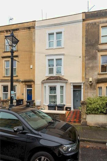 5 Bedroom Terraced House To Rent In Brighton Road, Redland, Bristol, BS6