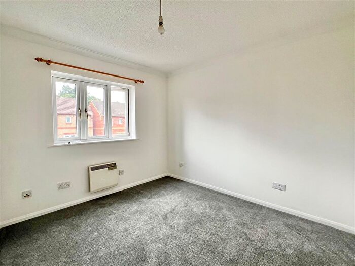 2 Bedroom End Of Terrace House To Rent In The Cricketers, Axminster, EX13