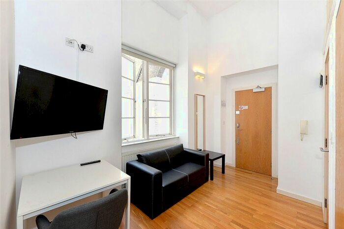 Studio To Rent In Hyde Park Executive Apartments, Inverness Terrace, Bayswater, London, W2