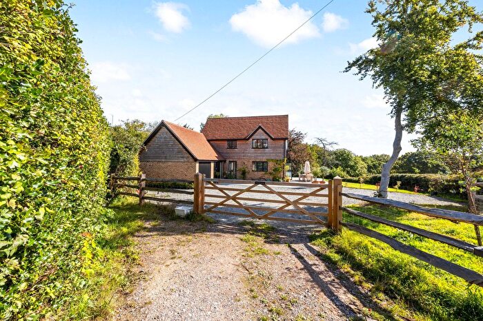 4 Bedroom Detached House For Sale In St. James's Lane, Nutley, TN22