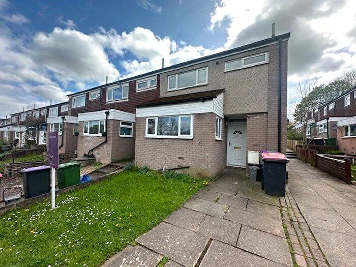3 Bedroom End Terrace House To Rent In Willowfield, Telford, Shropshire, TF7