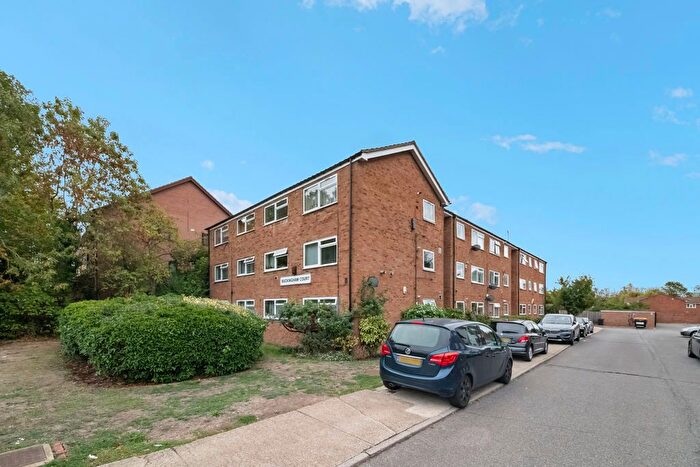 1 Bedroom Flat For Sale In Buckingham Court, Church Road, Northolt, UB5