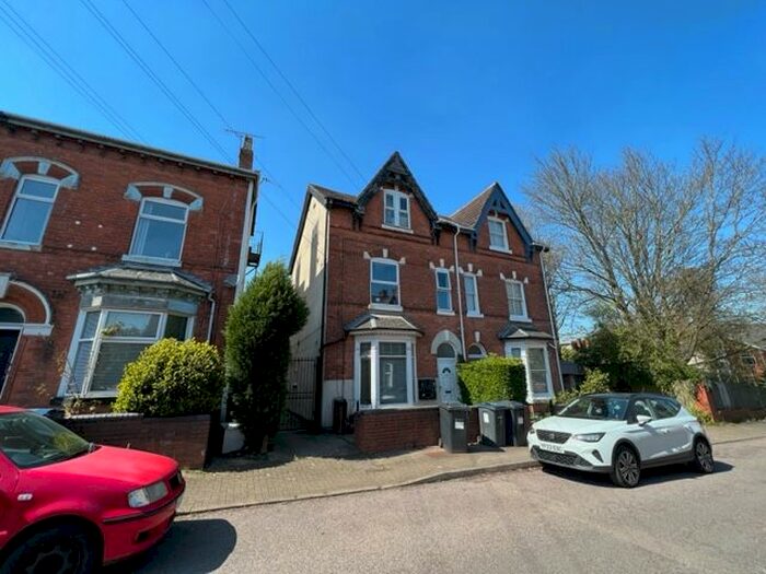1 Bedroom Flat To Rent In Caroline Road, Moseley, B13