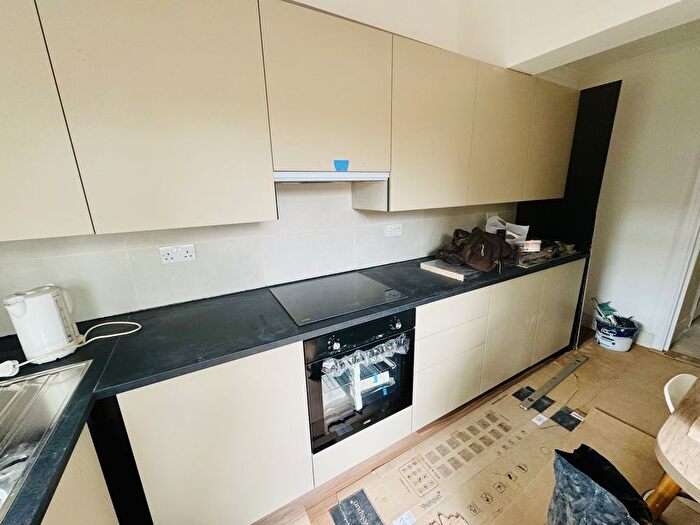 5 Bedroom Link Detached House To Rent In Review Road, London, NW2