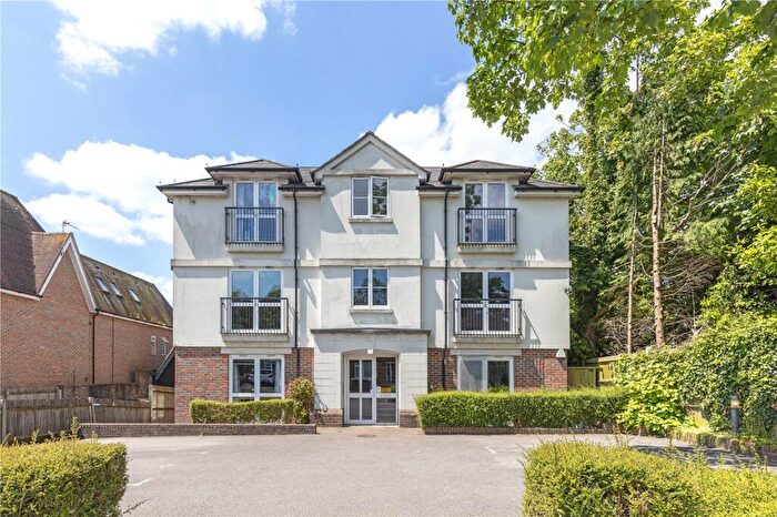 2 Bedroom Penthouse For Sale In Grove Road, Burgess Hill, West Sussex, RH15