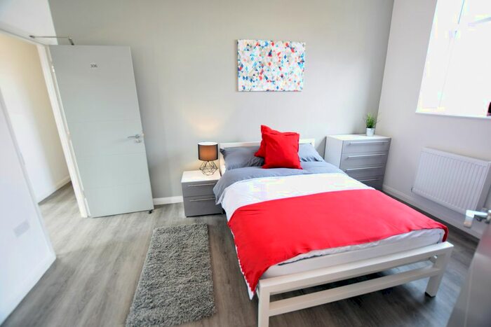 1 Bedroom Property To Rent In Apartment, Oxford House, St James Street, Daventry, NN11