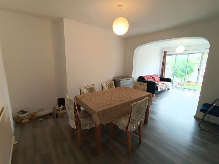 4 Bedroom Semi Detached House To Rent In Mackie Grove, [Ref: KhpLlt], BS34