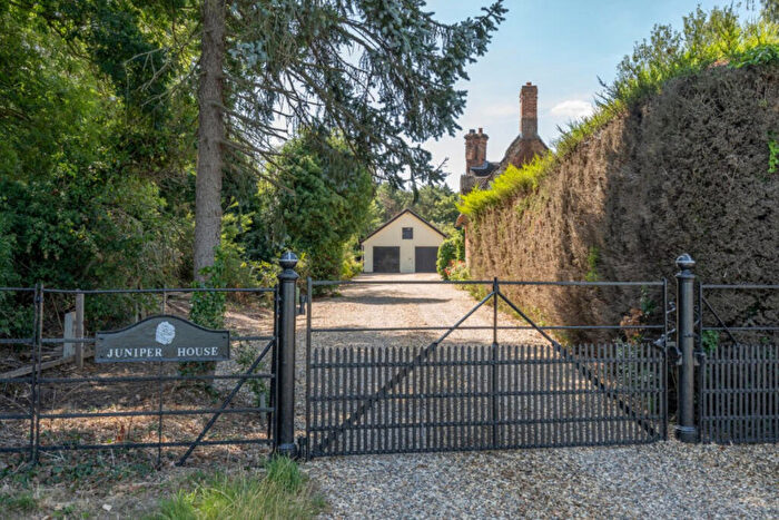 4 Bedroom Detached House For Sale In High Street, Ketteringham, NR18