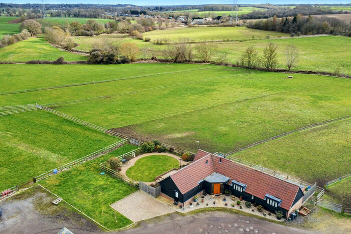 2 Bedroom Barn Conversion For Sale In Poole Street, Great Yeldham, CO9