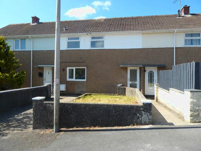 2 Bedroom Property To Rent In Ross Avenue, Carmarthen, Carmarthenshire, SA31