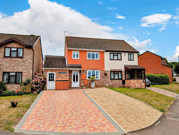 3 Bedroom Semi-Detached House For Sale In Nash Way, Coleford, GL16