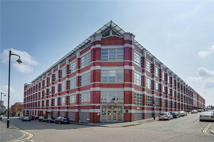 2 Bedroom Flat For Sale In Great Hampton Street, Birmingham, B18