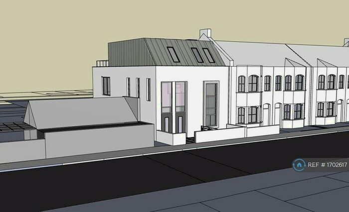 3 Bedroom Flat To Rent In Hansler Road, London, SE22