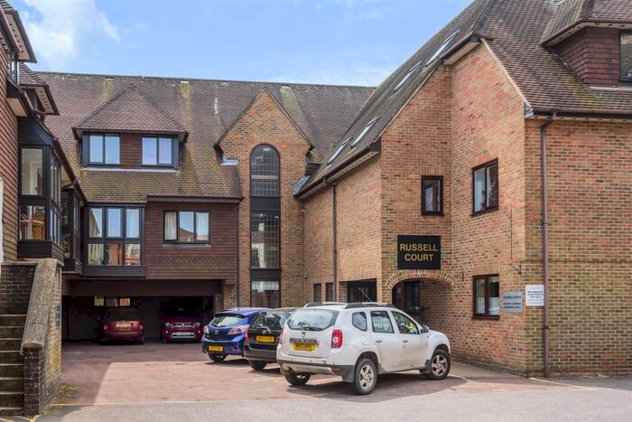 2 Bedroom Flat To Rent In Russell Court, Midhurst, West Sussex, GU29