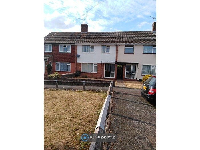 3 Bedroom Terraced House To Rent In Broomhall Close, Chelmsford, CM1