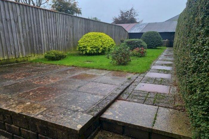 2 Bedroom Property To Rent In Exeter Road, Newton Abbot, TQ12