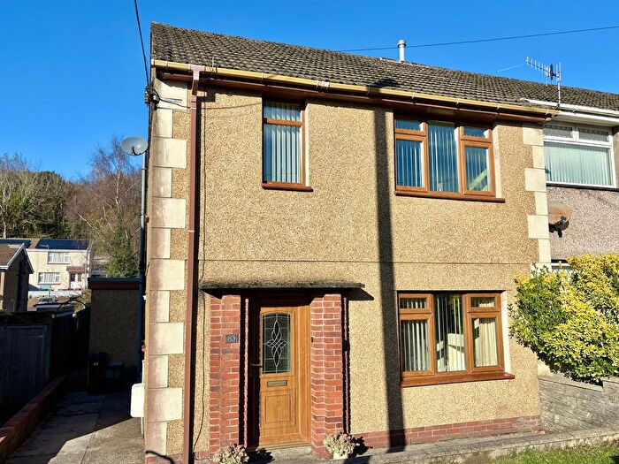 2 Bedroom Semi-detached House For Sale In Heol Y Llwynau, Pontardawe, Swansea., SA8