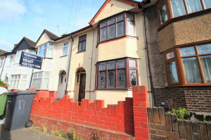 4 Bedroom Property To Rent In Barriedale, London SE14