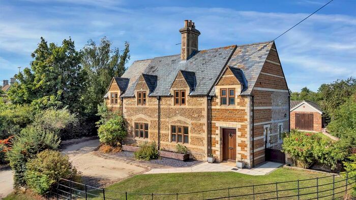 5 Bedroom Detached House For Sale In Bulby, Bourne, PE10