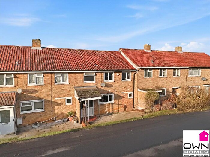 3 Bedroom Terraced House For Sale In Broadview, Stevenage, Hertfordshire, SG1