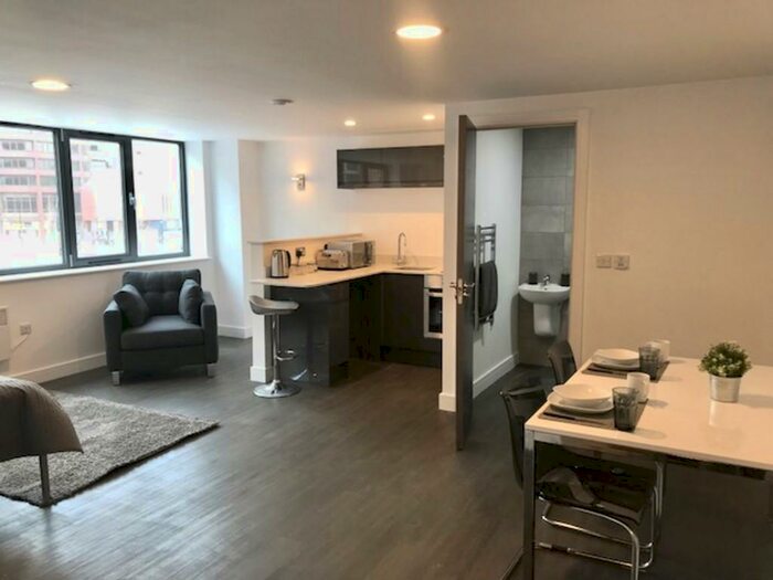 Studio To Rent In Challenge Works, S1