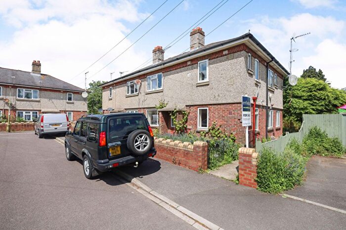 2 Bedroom Flat For Sale In Charminster Close, Bournemouth, BH8
