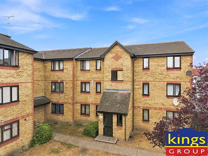 Studio For Sale In Milestone Close, Edmonton, N9