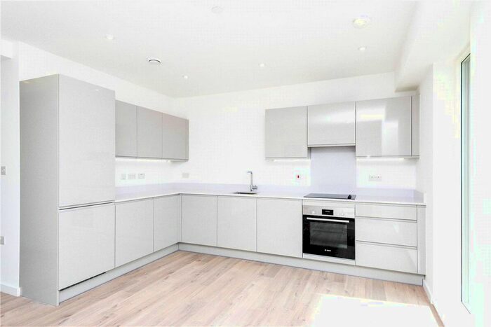 2 Bedroom Flat To Rent In Heartwell Avenue, London, E16