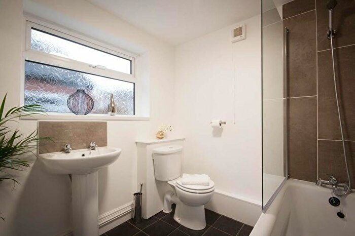 1 Bedroom House Of Multiple Occupation To Rent In Birks Street, Stoke-on-Trent, Staffordshire, ST4